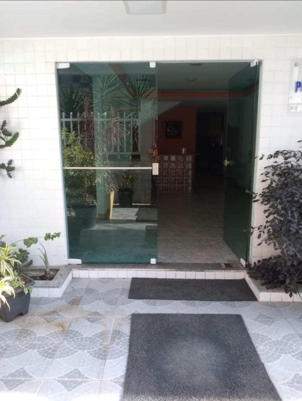 Corner Apartment, Recreio
